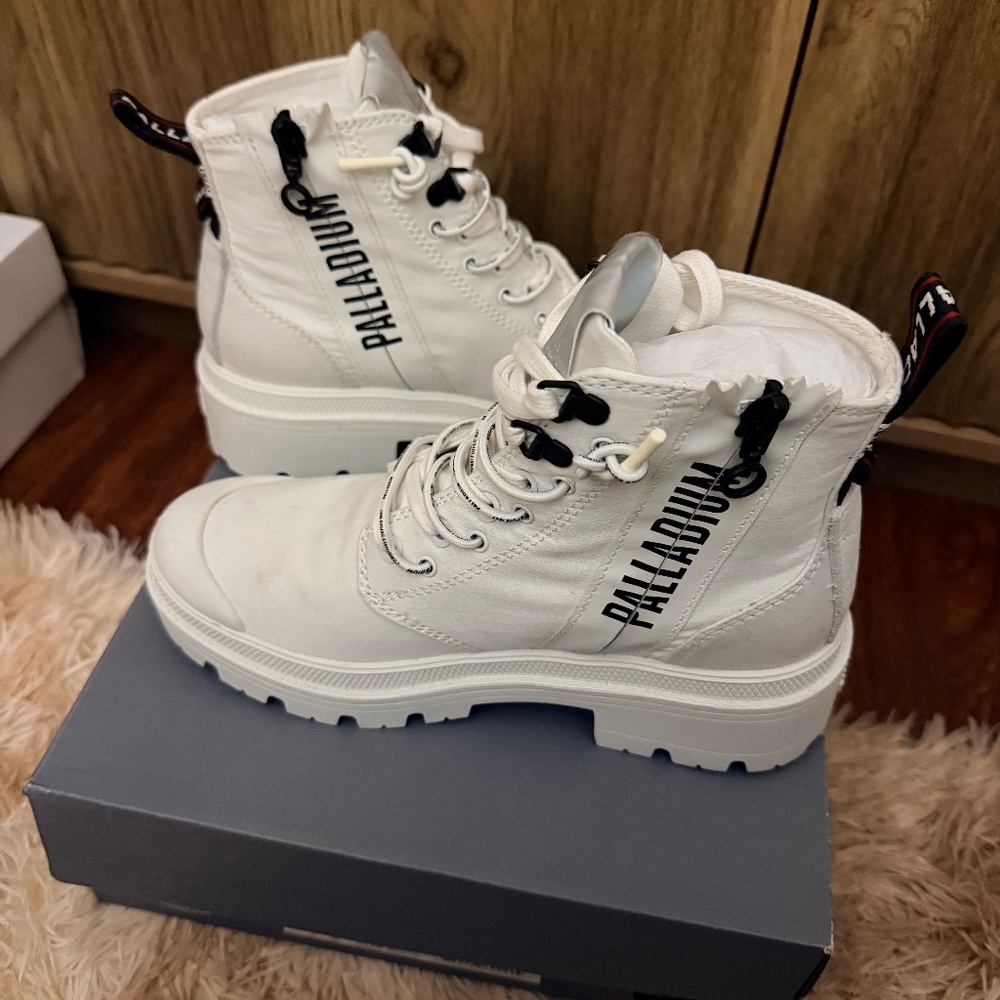 White palladium boots